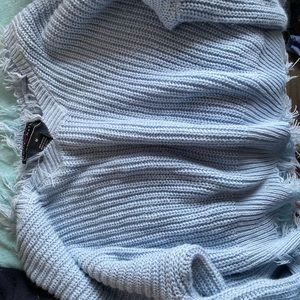 Blue cropped sweater